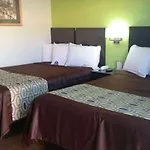Novotel מלון 4*