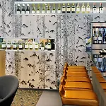 Novotel 4*