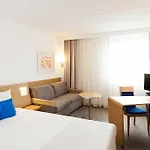 מלון Novotel