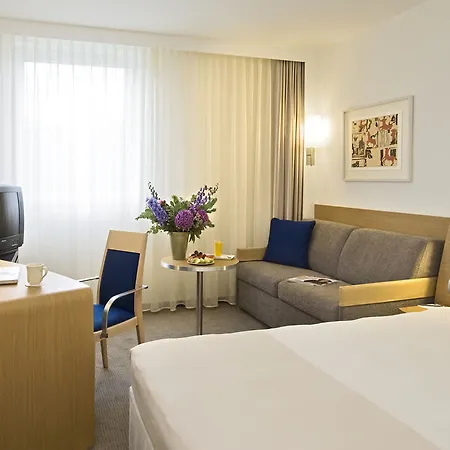 Novotel Hotel 4*