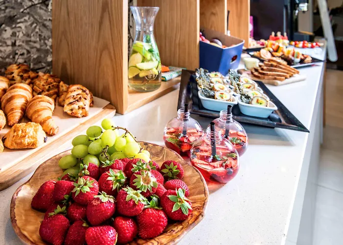 Отель Novotel 4*