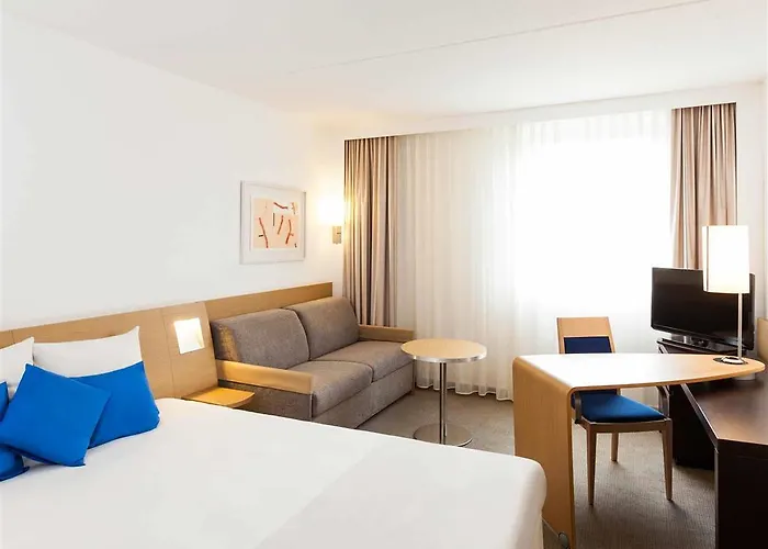 Novotel Отель Эйндховен